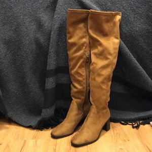 Thigh-high Carmel Suede Boots